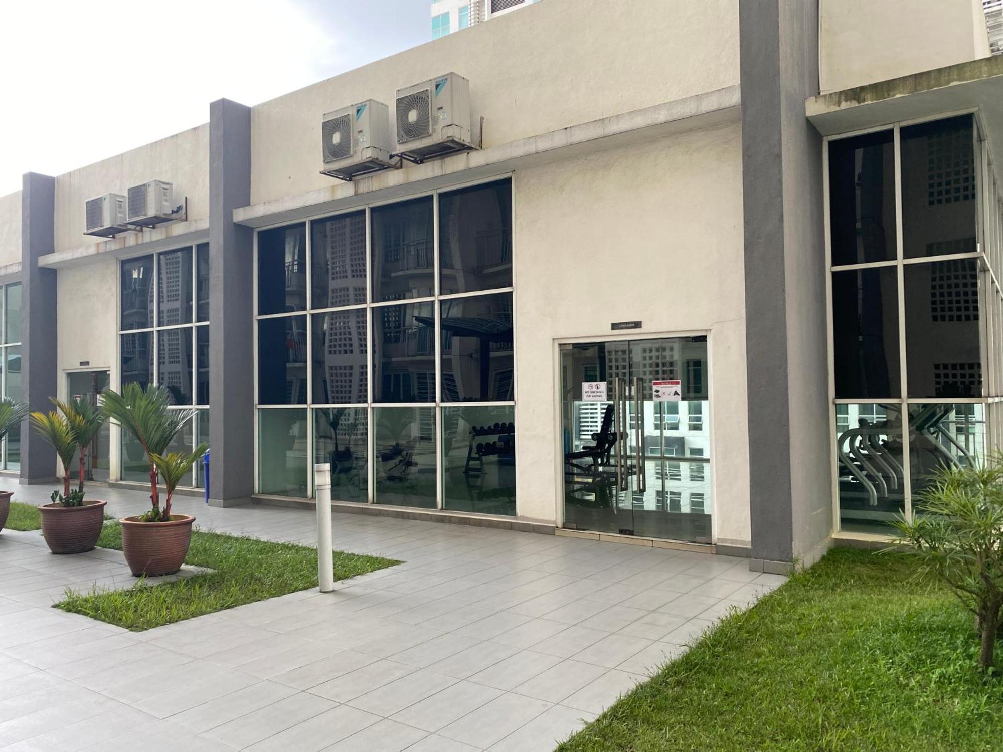 Homestay At Menara U Shah Alam Exterior photo